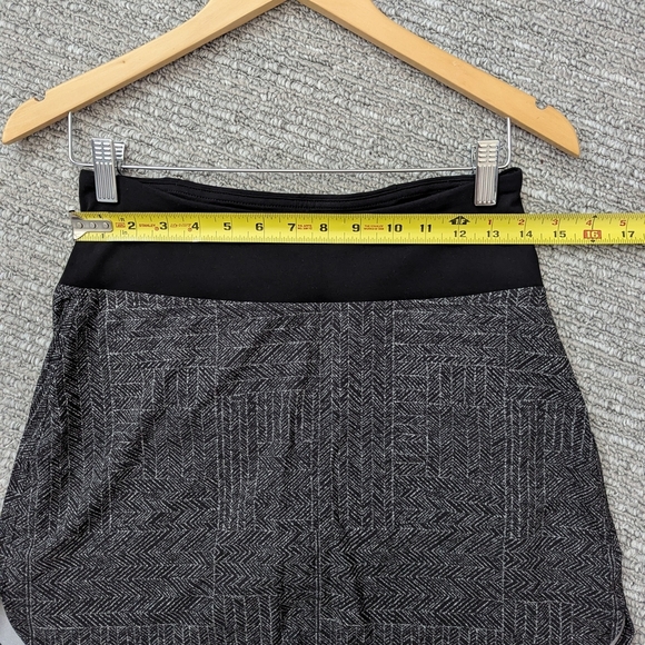 Tuff Athletics Women's (Size XS) Black and Gray Skort (Mini Skirt) - Picture 6 of 9